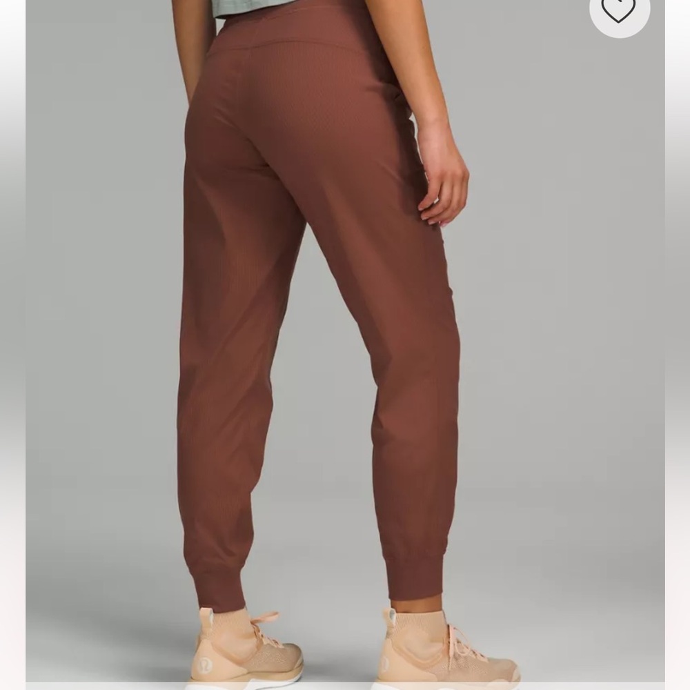 🤎🧡Lululemon Dance Studio Mid-Rise Jogger in Ancient Copper 🧡🤎 - Picture 2 of 11